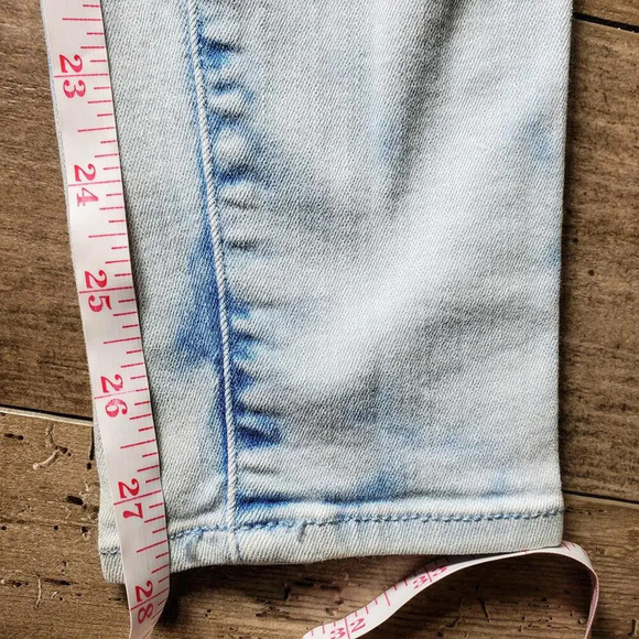 Universal Thread High Rise Skinny Jeans Women's Size 2/26R NWOT Light Acid Wash - Picture 10 of 16